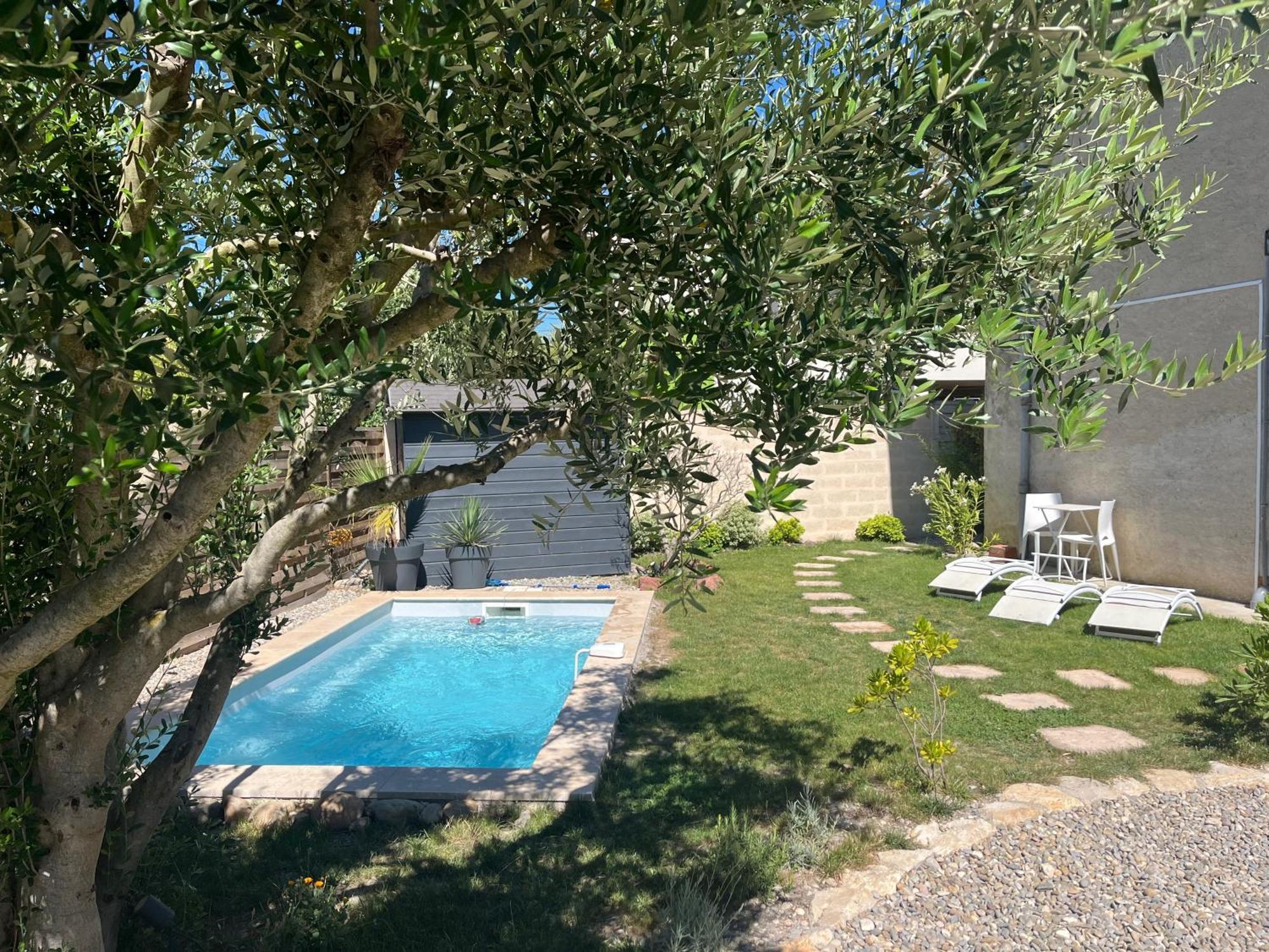 Villa Le L'Islois- Park&Piscine LʼIsle-sur-la-Sorgue Exterior foto
